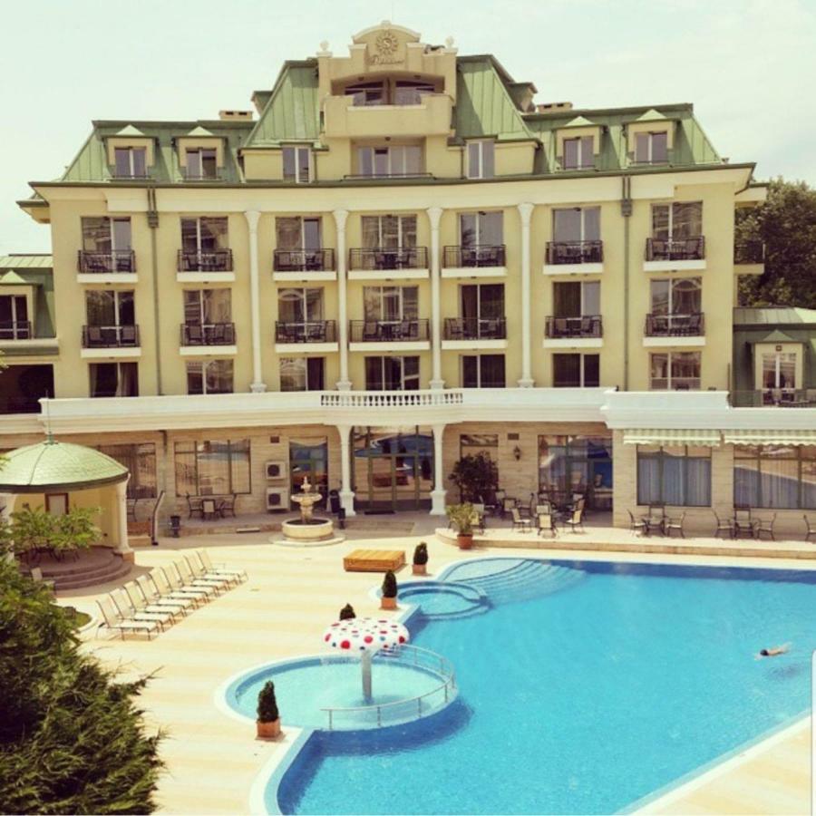 Apartcomplex Splendid - Apartment Romance № 46 St. Konstantin og Helena Eksteriør bilde